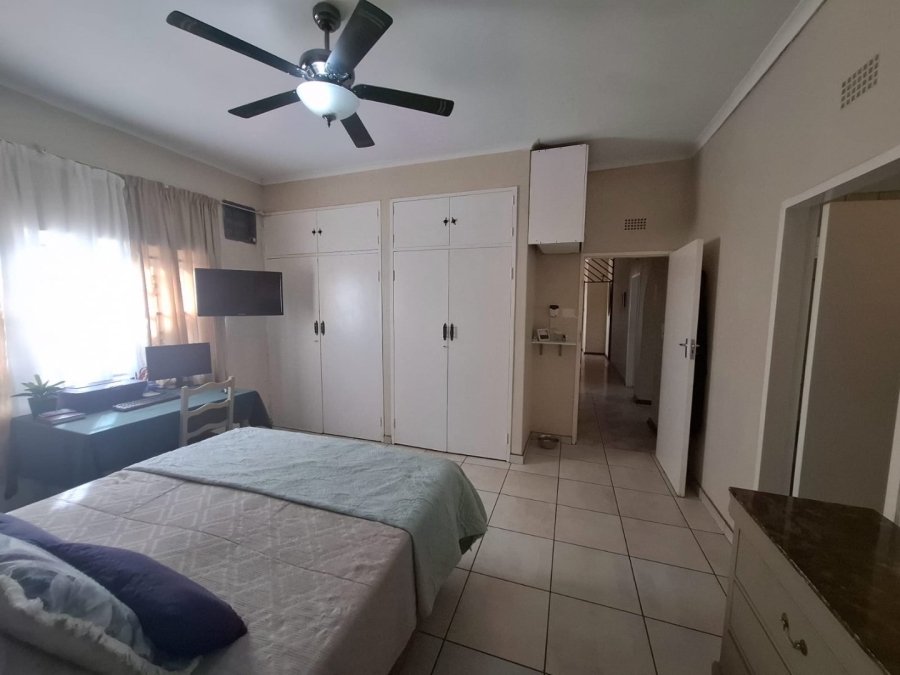 4 Bedroom Property for Sale in Safari Gardens North West
